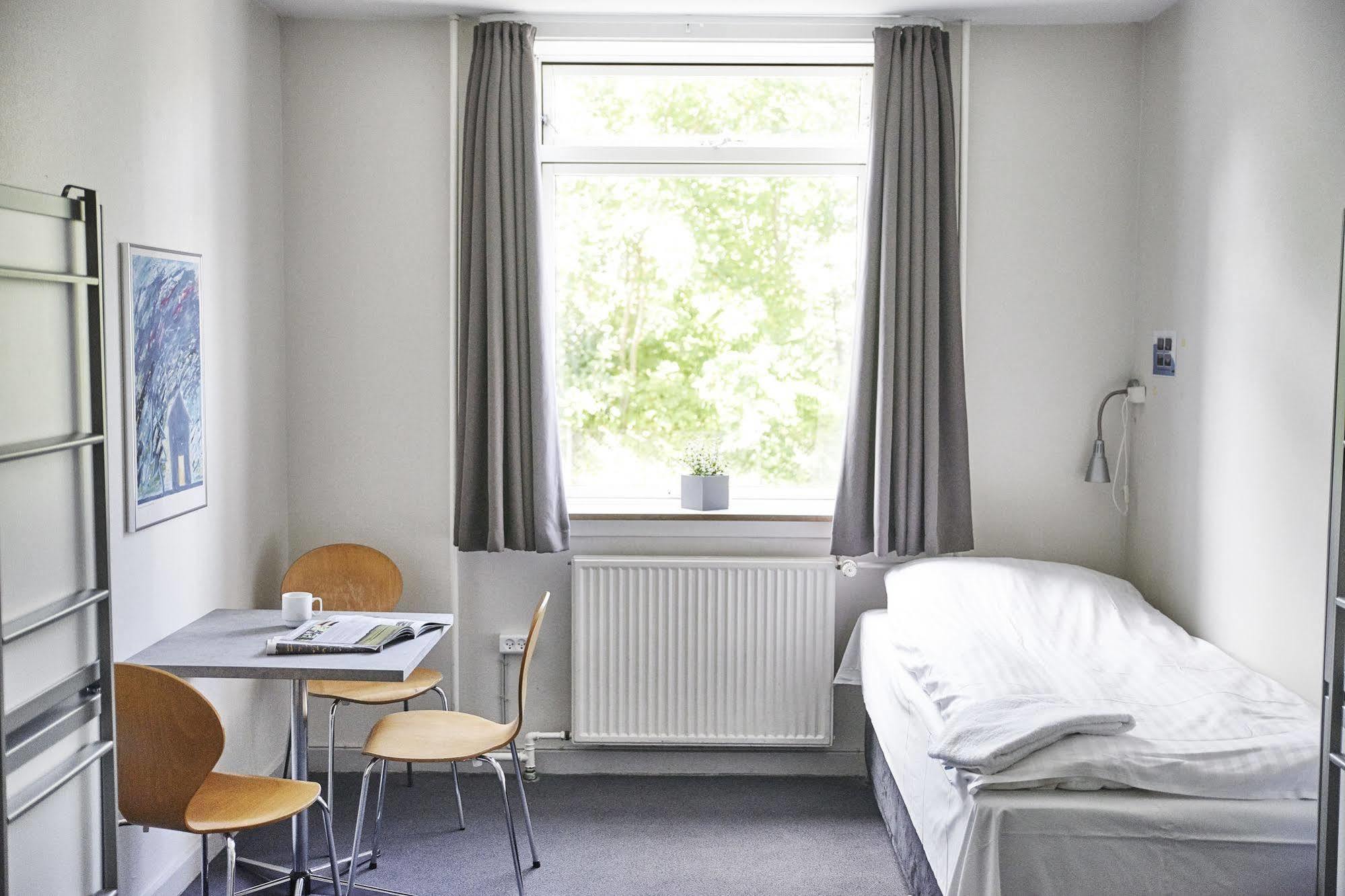 Hostal Danhostel Bellahoj